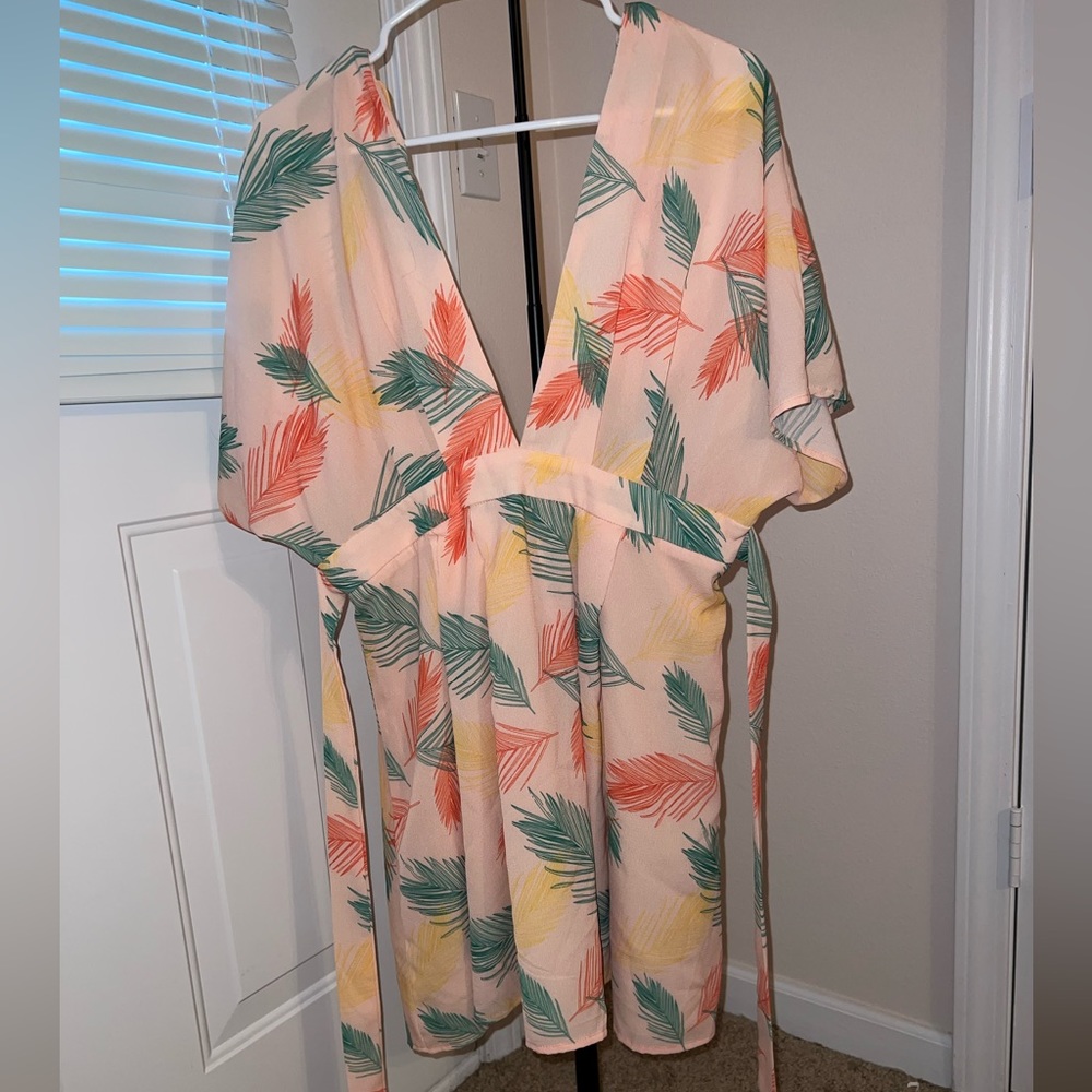 Summer plunge neck short summer floral dress